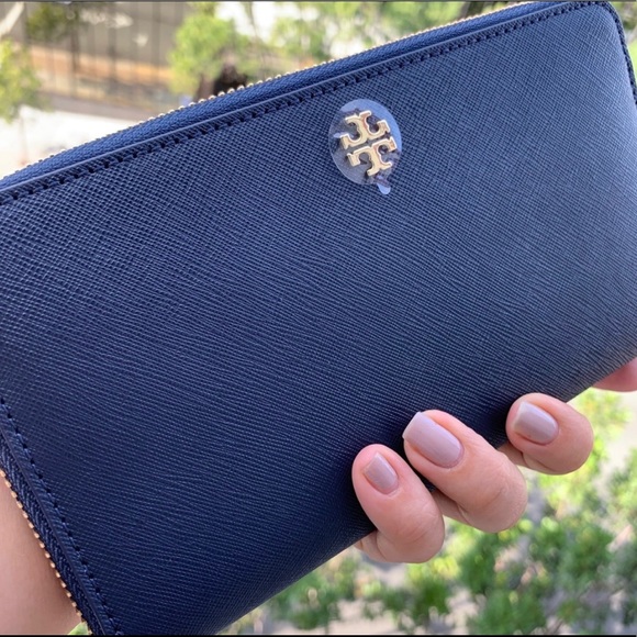 ⚡️Royal Navy Tory Burch Emerson Zip Wallet - Picture 2 of 6